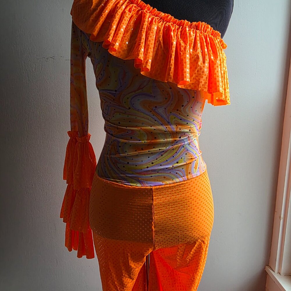 Retro-style dance costume